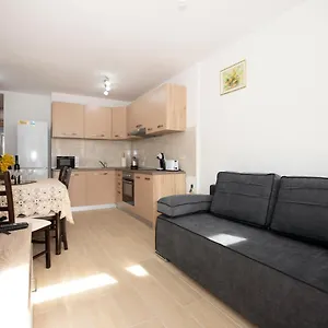 Ive Apartman Split